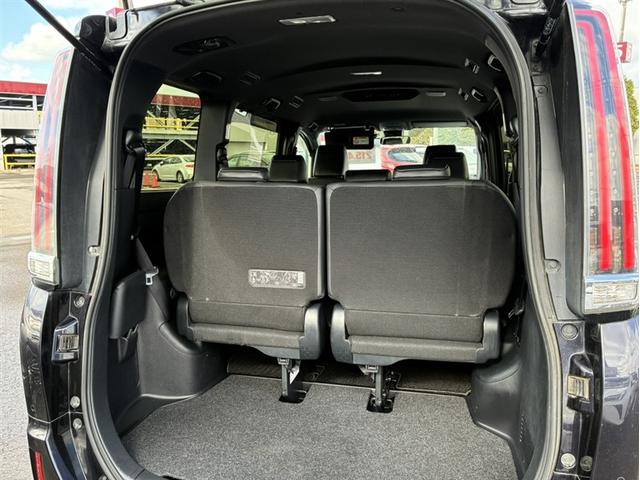 エスクァイア Gi(13枚目)