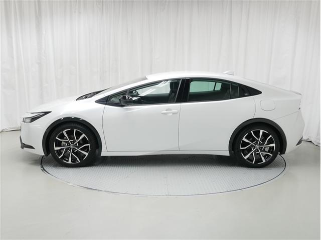 プリウス PHV Z(2枚目)