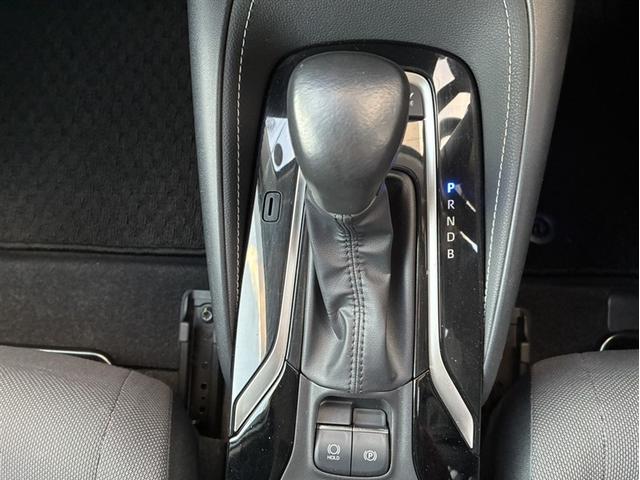 カローラ ハイブリッド　Ｇ（17枚目）