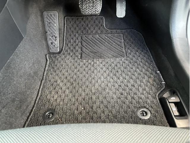 カローラ ハイブリッド　Ｇ（22枚目）