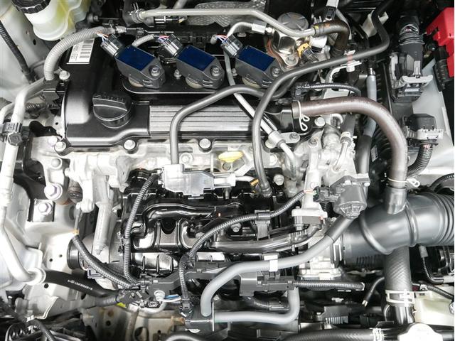 ヤリス Ｘ（5枚目）