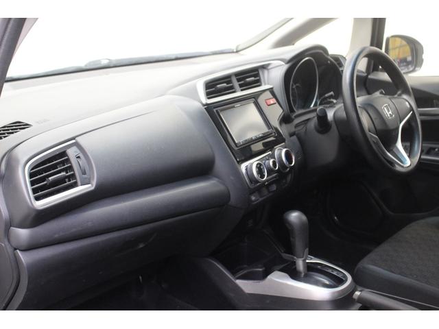 フィット １３Ｇ　４ＷＤ　ナビ　ｂｌｕｅｔｏｏｔｈ　ＥＴＣ（38枚目）