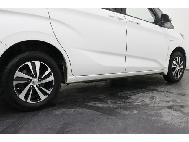 フリード＋ハイブリッド ハイブリッドＧ・ホンダセンシング　４ＷＤ　本州仕入車　両側パワースライドドア　ナビ　バックカメラ　ｂｌｕｅｔｏｏｔｈ　スマートキー　プッシュスタート　衝突被害軽減ブレーキ　ＥＴＣ（12枚目）