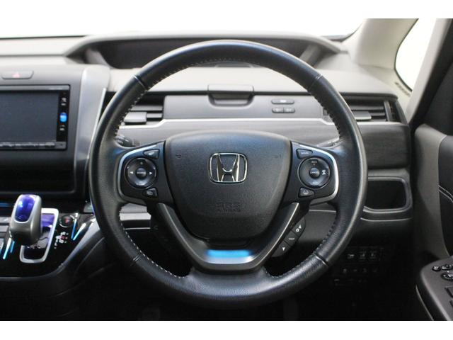 フリード＋ハイブリッド ハイブリッドＧ・ホンダセンシング　４ＷＤ　本州仕入車　両側パワースライドドア　ナビ　バックカメラ　ｂｌｕｅｔｏｏｔｈ　スマートキー　プッシュスタート　衝突被害軽減ブレーキ　ＥＴＣ（14枚目）