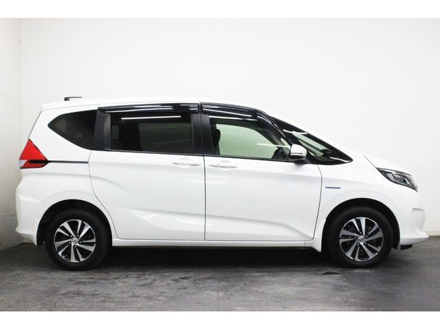 フリード＋ハイブリッド ハイブリッドＧ・ホンダセンシング　４ＷＤ　本州仕入車　両側パワースライドドア　ナビ　バックカメラ　ｂｌｕｅｔｏｏｔｈ　スマートキー　プッシュスタート　衝突被害軽減ブレーキ　ＥＴＣ（42枚目）