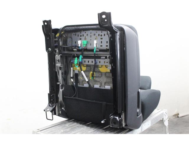 フリード＋ハイブリッド ハイブリッドＧ　４ＷＤ　本州仕入車　ナビ　バックカメラ　ｂｌｕｅｔｏｏｔｈ　スマートキー　プッシュスタート　衝突被害軽減ブレーキ　ＥＴＣ（6枚目）