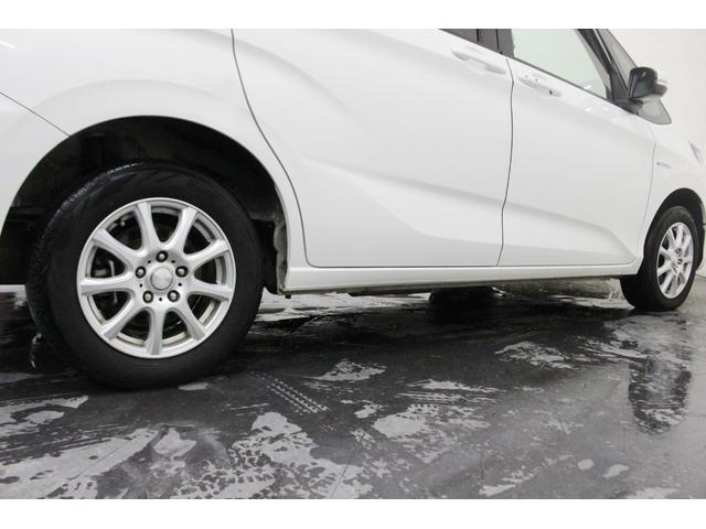 フリード＋ハイブリッド ハイブリッドＧ　４ＷＤ　本州仕入車　ナビ　バックカメラ　ｂｌｕｅｔｏｏｔｈ　スマートキー　プッシュスタート　衝突被害軽減ブレーキ　ＥＴＣ（12枚目）