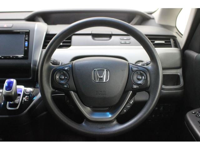 フリード＋ハイブリッド ハイブリッドＧ　４ＷＤ　本州仕入車　ナビ　バックカメラ　ｂｌｕｅｔｏｏｔｈ　スマートキー　プッシュスタート　衝突被害軽減ブレーキ　ＥＴＣ（14枚目）