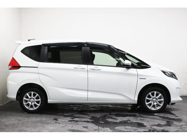 フリード＋ハイブリッド ハイブリッドＧ　４ＷＤ　本州仕入車　ナビ　バックカメラ　ｂｌｕｅｔｏｏｔｈ　スマートキー　プッシュスタート　衝突被害軽減ブレーキ　ＥＴＣ（44枚目）