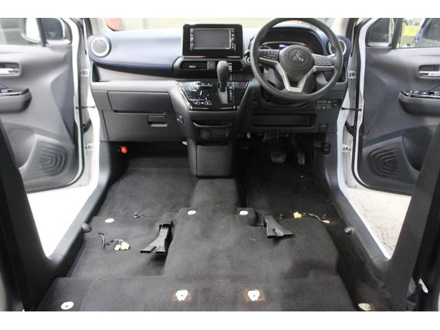 ｅＫクロス Ｔ　４ＷＤ　ターボ　ナビ　ｂｌｕｅｔｏｏｔｈ　スマートキー　プッシュスタート　衝突被害軽減ブレーキ　前席シートヒーター（5枚目）