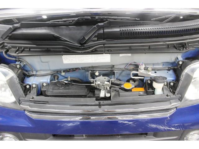 �{�B�d���́A�K�̏��Ȃ��Y��ȃG���W�����[���ł��B