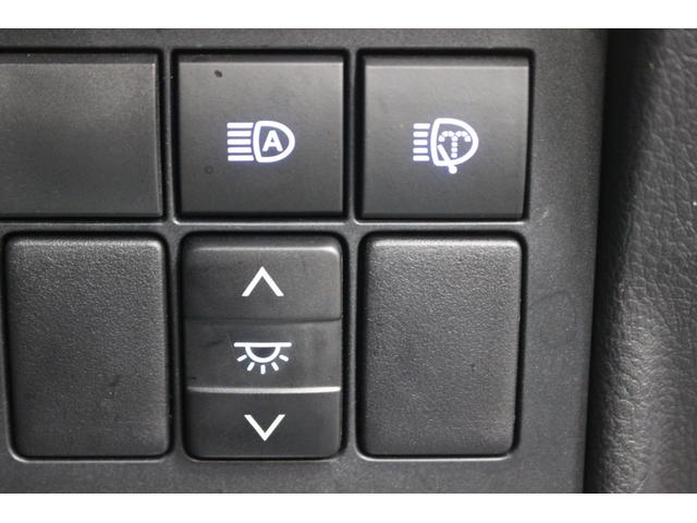 ランドクルーザープラド ＴＸ　Ｌパッケージ　７０ｔｈアニバーサリーリミテッド　４ＷＤ　ナビ　バックカメラ　ｂｌｕｅｔｏｏｔｈ　サンルーフ　スマートキー　プッシュスタート　衝突被害軽減ブレーキ（20枚目）