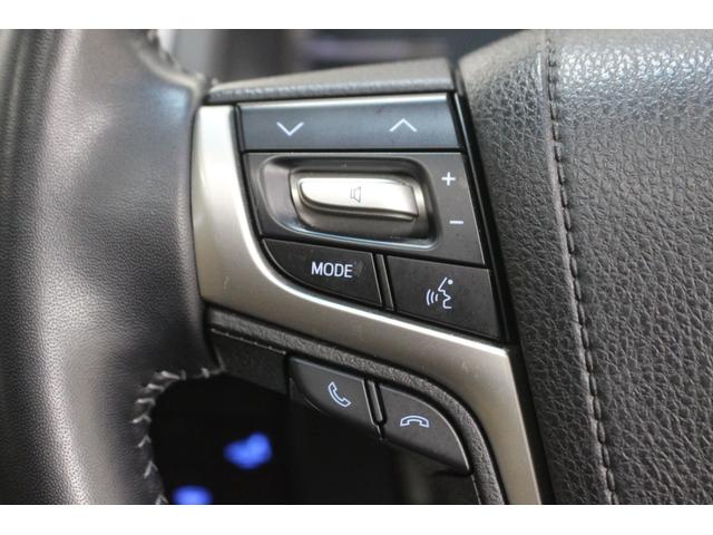 ランドクルーザープラド ＴＸ　Ｌパッケージ　７０ｔｈアニバーサリーリミテッド　４ＷＤ　ナビ　バックカメラ　ｂｌｕｅｔｏｏｔｈ　サンルーフ　スマートキー　プッシュスタート　衝突被害軽減ブレーキ（26枚目）