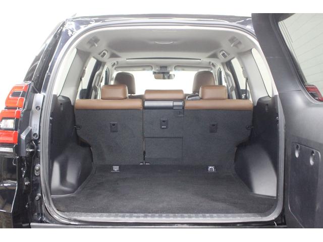 ランドクルーザープラド ＴＸ　Ｌパッケージ　７０ｔｈアニバーサリーリミテッド　４ＷＤ　ナビ　バックカメラ　ｂｌｕｅｔｏｏｔｈ　サンルーフ　スマートキー　プッシュスタート　衝突被害軽減ブレーキ（45枚目）