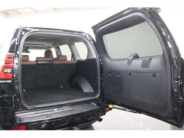 ランドクルーザープラド ＴＸ　Ｌパッケージ　７０ｔｈアニバーサリーリミテッド　４ＷＤ　ナビ　バックカメラ　ｂｌｕｅｔｏｏｔｈ　サンルーフ　スマートキー　プッシュスタート　衝突被害軽減ブレーキ（47枚目）