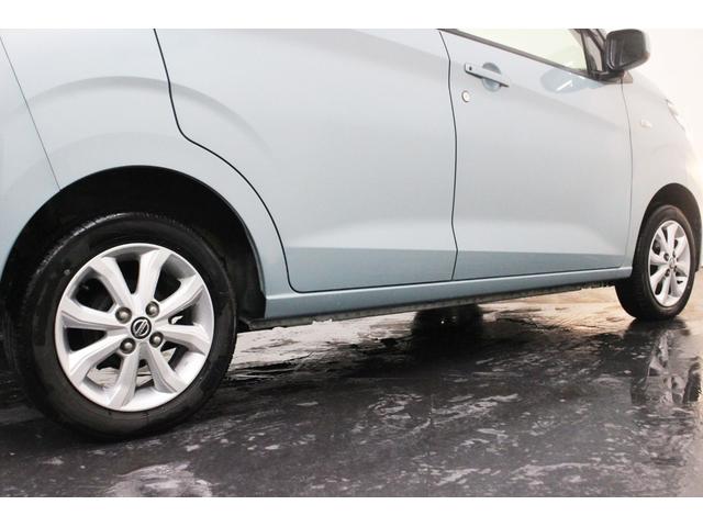 デイズ Ｘ　４ＷＤ　本州仕入車　バックカメラ　スマートキー　プッシュスタート　衝突被害軽減ブレーキ（11枚目）