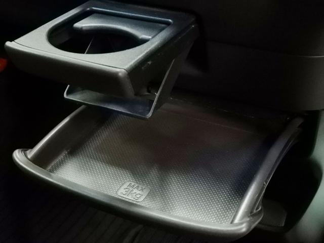 フリードハイブリッド ハイブリッド・Ｇホンダセンシング　４ＷＤ　両側パワースライドドア　ナビ　ｂｌｕｅｔｏｏｔｈ　衝突被害軽減ブレーキ　スマートキー　プッシュスタート　前席シートヒーター　ＥＴＣ（29枚目）