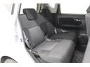 リアシートも綺麗です。