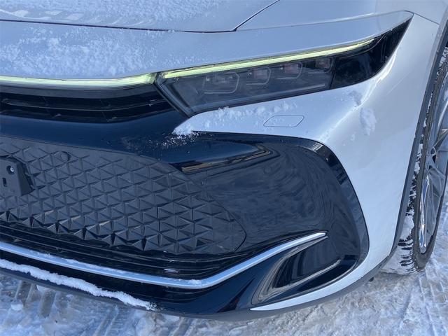 クラウンクロスオーバー Ｇアドバンスド・レザーパッケージ　４ＷＤ　全周囲カメラ　クリアランスソナー　オートクルーズコントロール　レーンアシスト　パワーシート　衝突被害軽減システム　ナビ　ＴＶ　オートマチックハイビーム　オートライト　ＬＥＤヘッドランプ（2枚目）