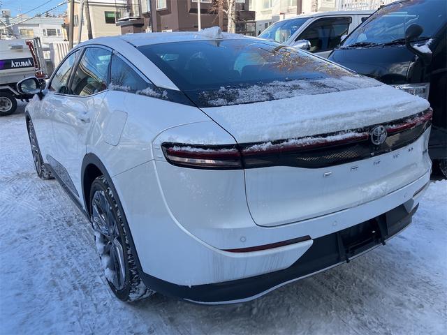 クラウンクロスオーバー Ｇアドバンスド・レザーパッケージ　４ＷＤ　全周囲カメラ　クリアランスソナー　オートクルーズコントロール　レーンアシスト　パワーシート　衝突被害軽減システム　ナビ　ＴＶ　オートマチックハイビーム　オートライト　ＬＥＤヘッドランプ（14枚目）