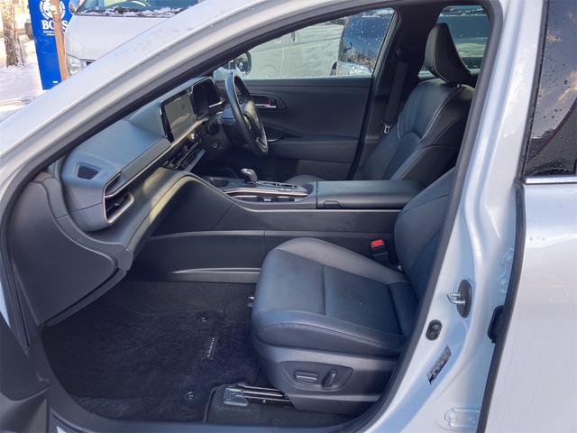 クラウンクロスオーバー Ｇアドバンスド・レザーパッケージ　４ＷＤ　全周囲カメラ　クリアランスソナー　オートクルーズコントロール　レーンアシスト　パワーシート　衝突被害軽減システム　ナビ　ＴＶ　オートマチックハイビーム　オートライト　ＬＥＤヘッドランプ（18枚目）