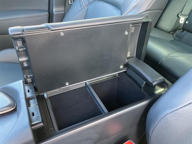 クラウンクロスオーバー Ｇアドバンスド・レザーパッケージ　４ＷＤ　全周囲カメラ　クリアランスソナー　オートクルーズコントロール　レーンアシスト　パワーシート　衝突被害軽減システム　ナビ　ＴＶ　オートマチックハイビーム　オートライト　ＬＥＤヘッドランプ（21枚目）