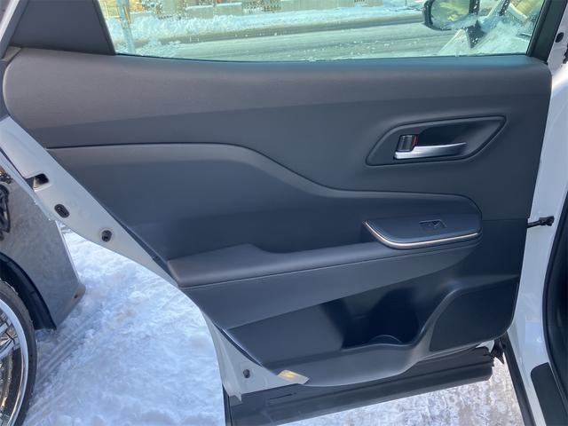 クラウンクロスオーバー Ｇアドバンスド・レザーパッケージ　４ＷＤ　全周囲カメラ　クリアランスソナー　オートクルーズコントロール　レーンアシスト　パワーシート　衝突被害軽減システム　ナビ　ＴＶ　オートマチックハイビーム　オートライト　ＬＥＤヘッドランプ（24枚目）