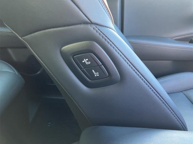 クラウンクロスオーバー Ｇアドバンスド・レザーパッケージ　４ＷＤ　全周囲カメラ　クリアランスソナー　オートクルーズコントロール　レーンアシスト　パワーシート　衝突被害軽減システム　ナビ　ＴＶ　オートマチックハイビーム　オートライト　ＬＥＤヘッドランプ（69枚目）