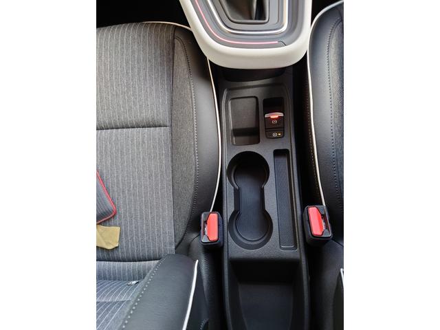 ルーテシア インテンス インテンス 当社元デモカー スタッドレスタイヤ アルミホイール ルノーカードケース リアカメラ LEDヘッドライト アンビエントライト(14枚目)