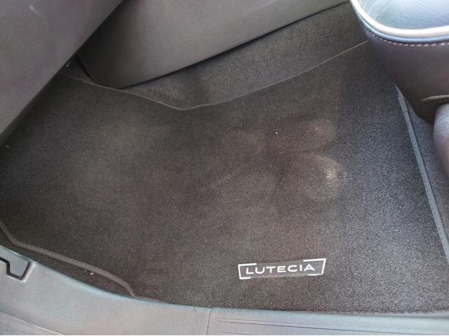 ルーテシア インテンス インテンス 当社元デモカー スタッドレスタイヤ アルミホイール ルノーカードケース リアカメラ LEDヘッドライト アンビエントライト(32枚目)