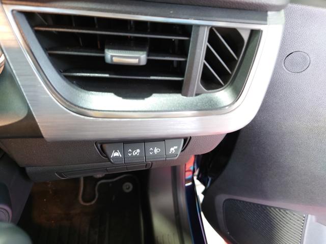 カングー インテンス インテンス デモカーアップ フロントグリルトリコロール トリコロールエンブレム エンスー本革キーケース バックドアシステムポケット フロントシリコンワイパーセット スタッドレスタイヤ スチールホイール(23枚目)