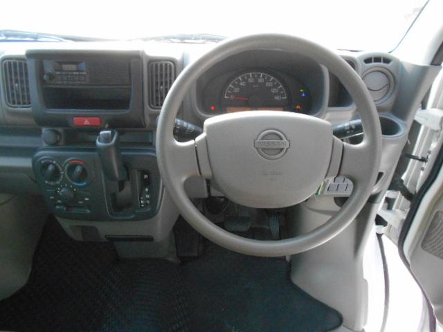 NV100クリッパーバン DX ハイルーフ ワンオーナー 4WD(8枚目)