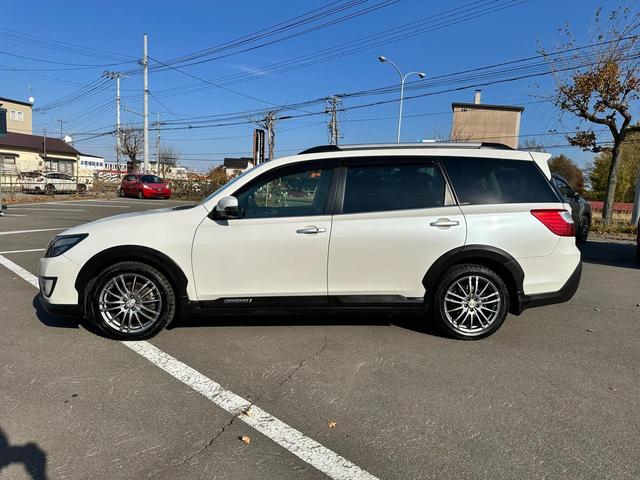 エクシーガクロスオーバー7 Active Style EyeSight搭載車 ワンオーナー カロッツェリア7インチ楽ナビ Bluetooth接続 USBオーディオ接続 リヤビューカメラ ETC 3列シート シートヒーター ルーフレール(4枚目)