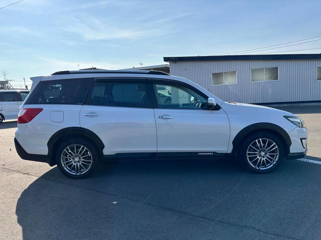 エクシーガクロスオーバー7 Active Style EyeSight搭載車 ワンオーナー カロッツェリア7インチ楽ナビ Bluetooth接続 USBオーディオ接続 リヤビューカメラ ETC 3列シート シートヒーター ルーフレール(9枚目)