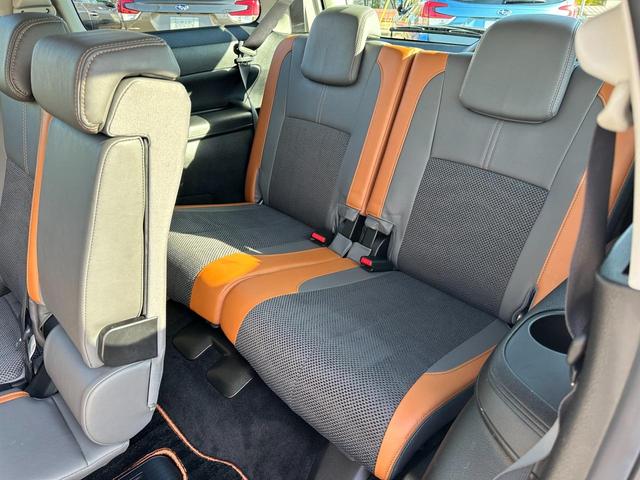 エクシーガクロスオーバー7 Active Style EyeSight搭載車 ワンオーナー カロッツェリア7インチ楽ナビ Bluetooth接続 USBオーディオ接続 リヤビューカメラ ETC 3列シート シートヒーター ルーフレール(16枚目)