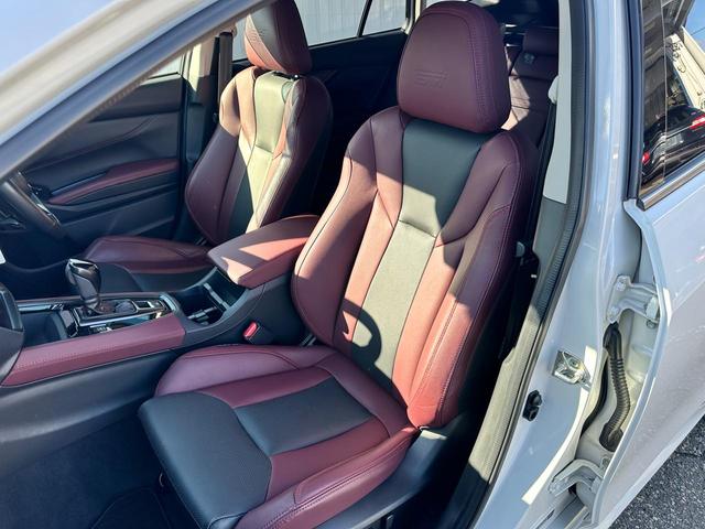 レヴォーグ STI Sport EX EyeSight X搭載車 ワンオーナー 11.6インチモニター F・S・Bカメラ ETC2.0 本革シート 電子制御ダンパー シートヒーター アイサイトX(13枚目)