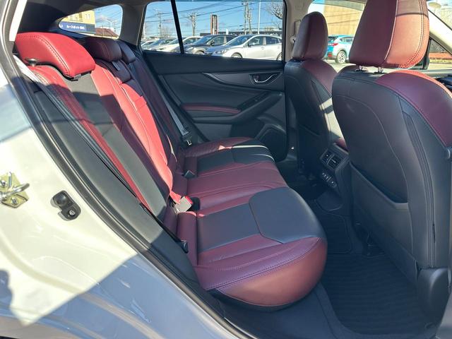 レヴォーグ STI Sport EX EyeSight X搭載車 ワンオーナー 11.6インチモニター F・S・Bカメラ ETC2.0 本革シート 電子制御ダンパー シートヒーター アイサイトX(14枚目)