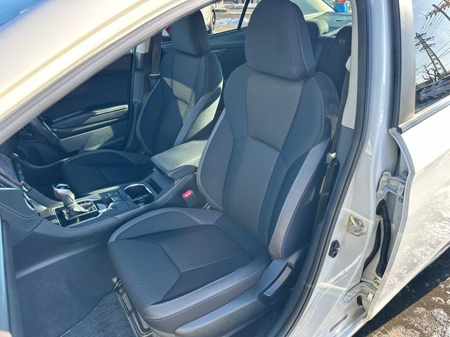 インプレッサＧ４ ２．０ｉ－Ｌ　ＥｙｅＳｉｇｈｔ　８インチナビ　後期型　カロッツェリア８インチ楽ナビ　Ｂｌｕｅｔｏｏｔｈ接続　ＵＳＢオーディオ接続　リヤビューカメラ　ＥＴＣ　ドライブレコーダー　リモコンエンジンスターター（12枚目）