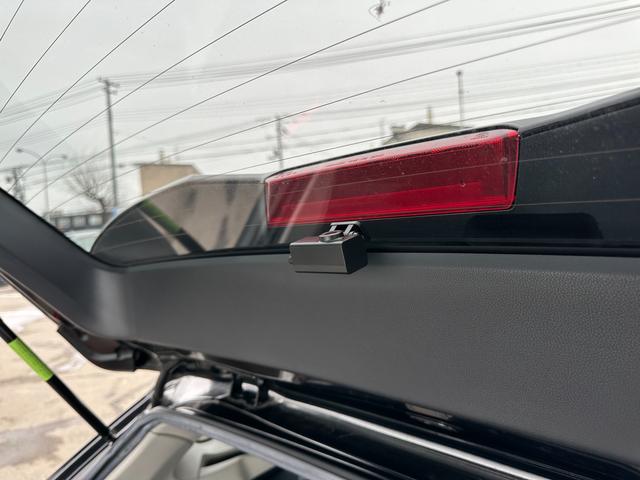 インプレッサスポーツ 2.0i-L EyeSight ワンオーナー STiアルミ DIATONE8インチビルトインナビ Bluetooth接続 USBオーディオ接続 リヤビューカメラ ETC STi製17インチアルミホイール ドライブレコーダー(50枚目)