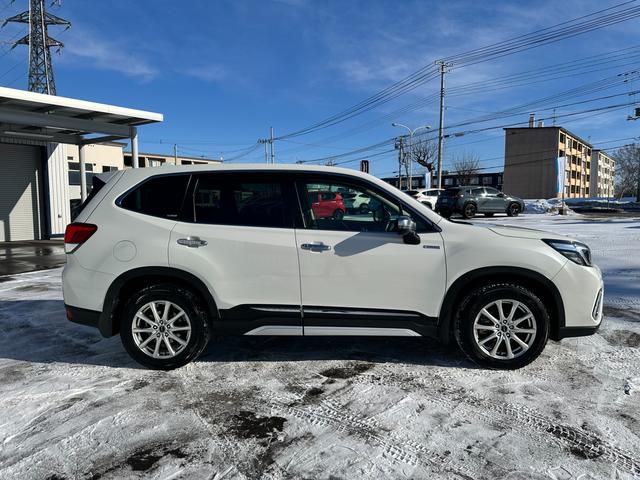 フォレスター Advance EyeSight搭載車 ワンオーナー パナソニック8インチビルトインナビ Bluetooth接続 USB・HDMI端子付 リヤビューカメラ 純正ドライブレコーダー スマートリヤビューミラー(8枚目)