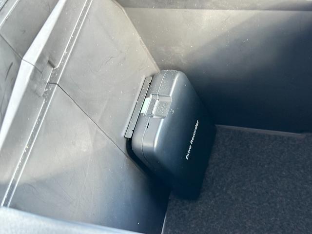 フォレスター スポーツ　ビルトインナビ　ドラレコ　ＤＩＡＴＯＮＥ８インチビルトインナビ　Ｂｌｕｅｔｏｏｔｈ接続　ＵＳＢオーディオ接続　リヤビューカメラ　ＥＴＣ２．０　純正ドライブレコーダー　シートヒーター　ステアリングヒーター（27枚目）