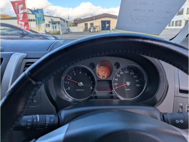 エクストレイル ２０Ｘ　切替４ＷＤ　インテリキー　カプロシート　ＨＩＤライト　フォグランプ　ＥＴＣ　ＡＢＳ　ドアバイザー（40枚目）