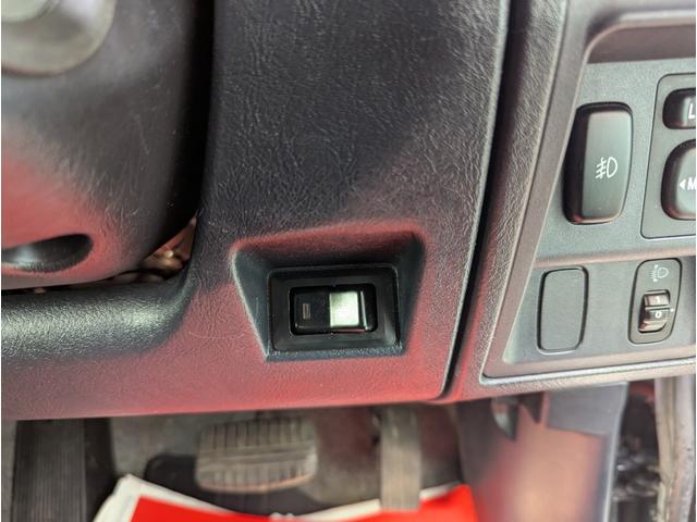 パジェロミニ ナビエディションＶＲ　ターボ　切替４ＷＤ　ナビテレビ　ＣＤ　ＤＶＤ　シートヒーター　キーレス　フォグランプ　ドアバイザー　プライバシーガラス　ＡＢＳ　エアバッグ（15枚目）