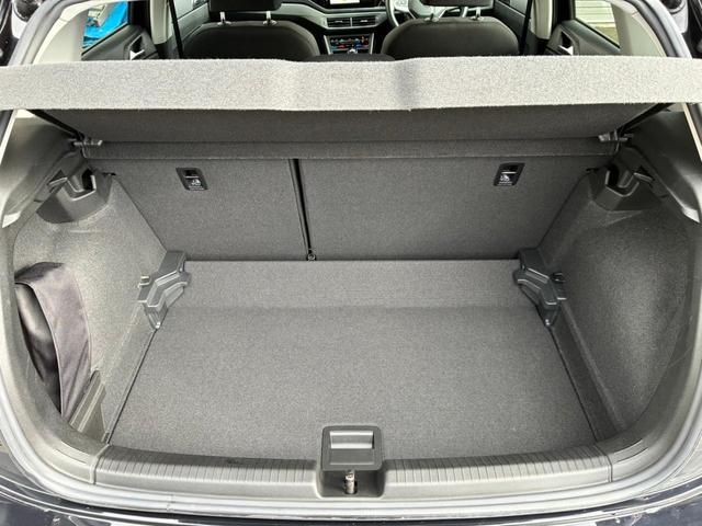 ポロ TSIアクティブ ナビ・テクノロジーパッケージ 元試乗車(12枚目)