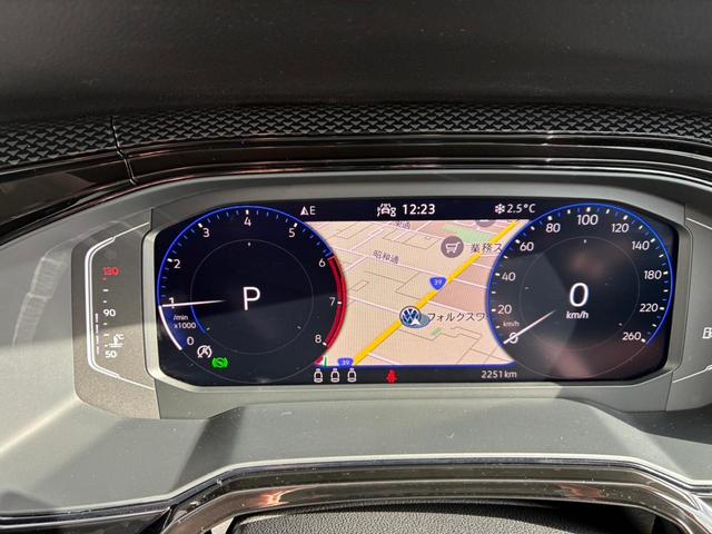 ポロ TSIアクティブ ナビ・テクノロジーパッケージ 元試乗車(15枚目)