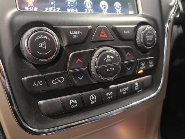 ラレード 4WD 禁煙車/ナビ/フロント&サイド&バックカメラ/スマートキー/クルーズコントロール/パワーシート(13枚目)