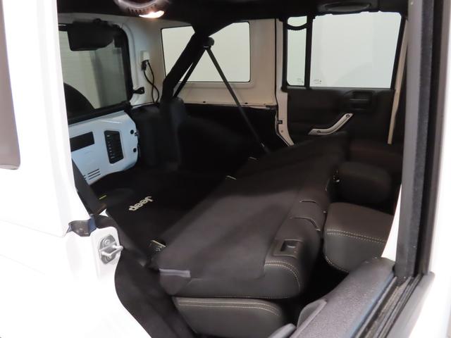 ジープ・ラングラーアンリミテッド （31枚目）