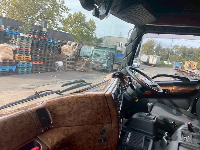 プロフィア (8枚目)