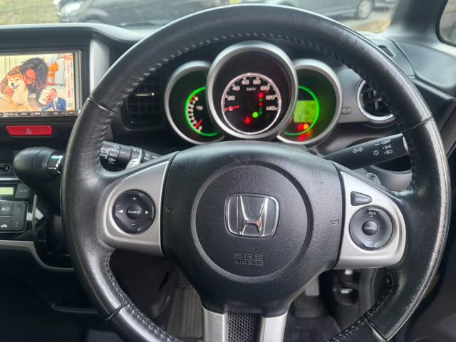 N-BOX G・ターボLパッケージ 4WD 両側電動スライドドア オートクルーズコントロール スマートキー アイドリングストップ 電動格納ミラー ベンチシート CVT 盗難防止システム ABS ESC アルミホイール 衝突安全ボディ(3枚目)