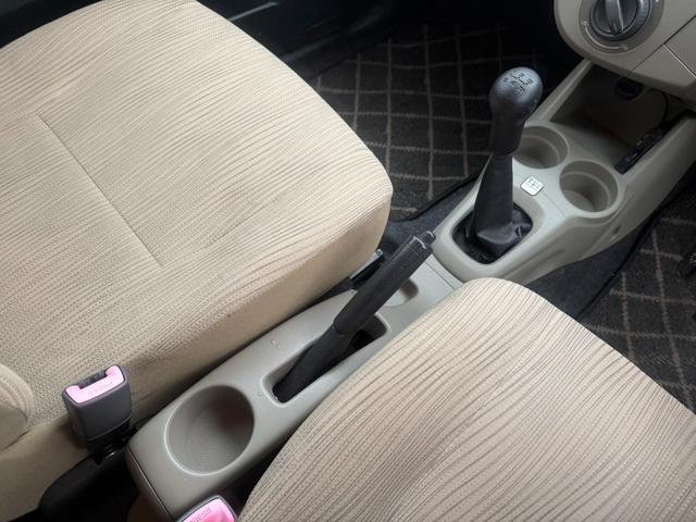 ミラ L 4WD ETC キーレスエントリー MT 盗難防止システム CD MD アルミホイール 衝突安全ボディ エアコン パワーステアリング パワーウィンドウ(7枚目)